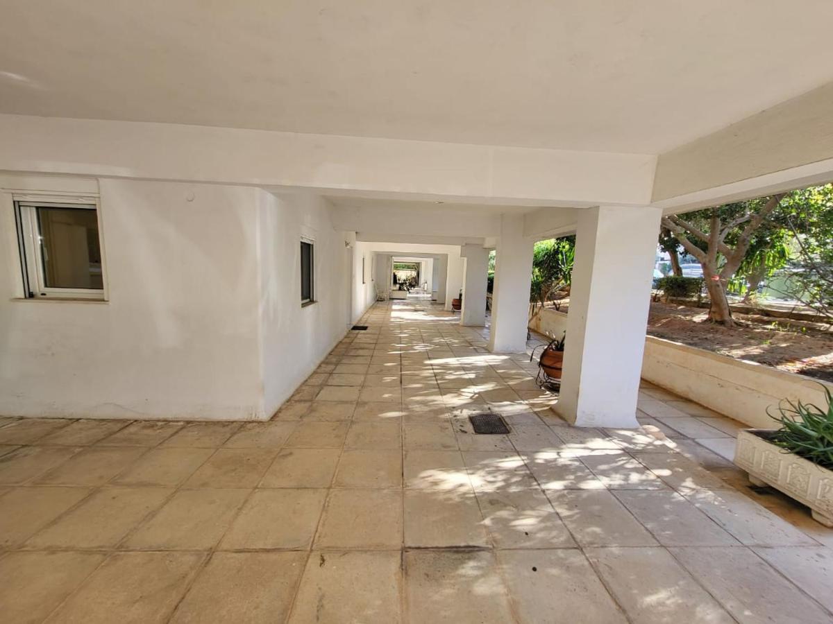 Apartment Near The Center Of Glyfada Ateny Zewnętrze zdjęcie
