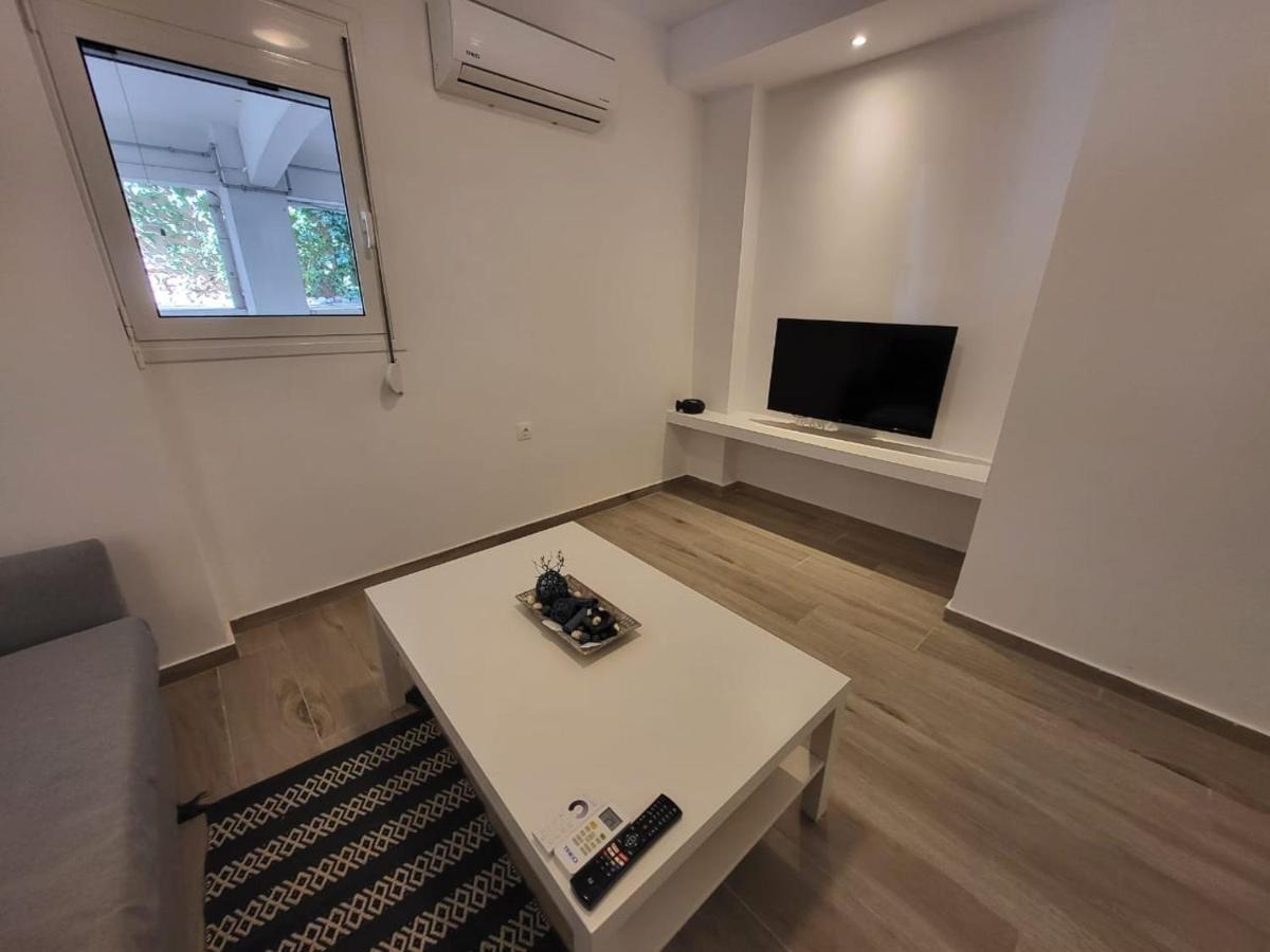Apartment Near The Center Of Glyfada Ateny Zewnętrze zdjęcie